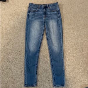 AE hi-rise jeggings in light wash
